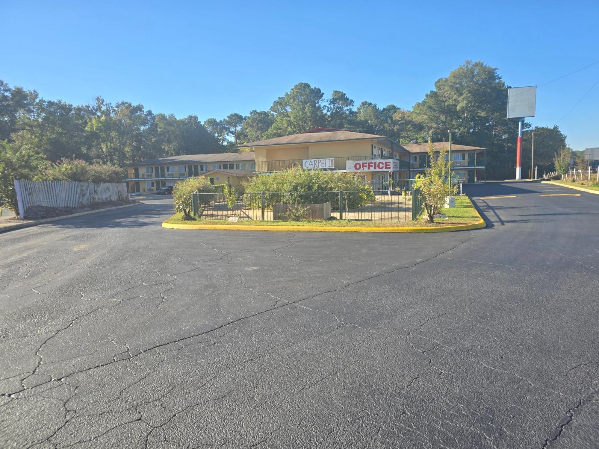 Carpet Inn Opelika Dış mekan fotoğraf