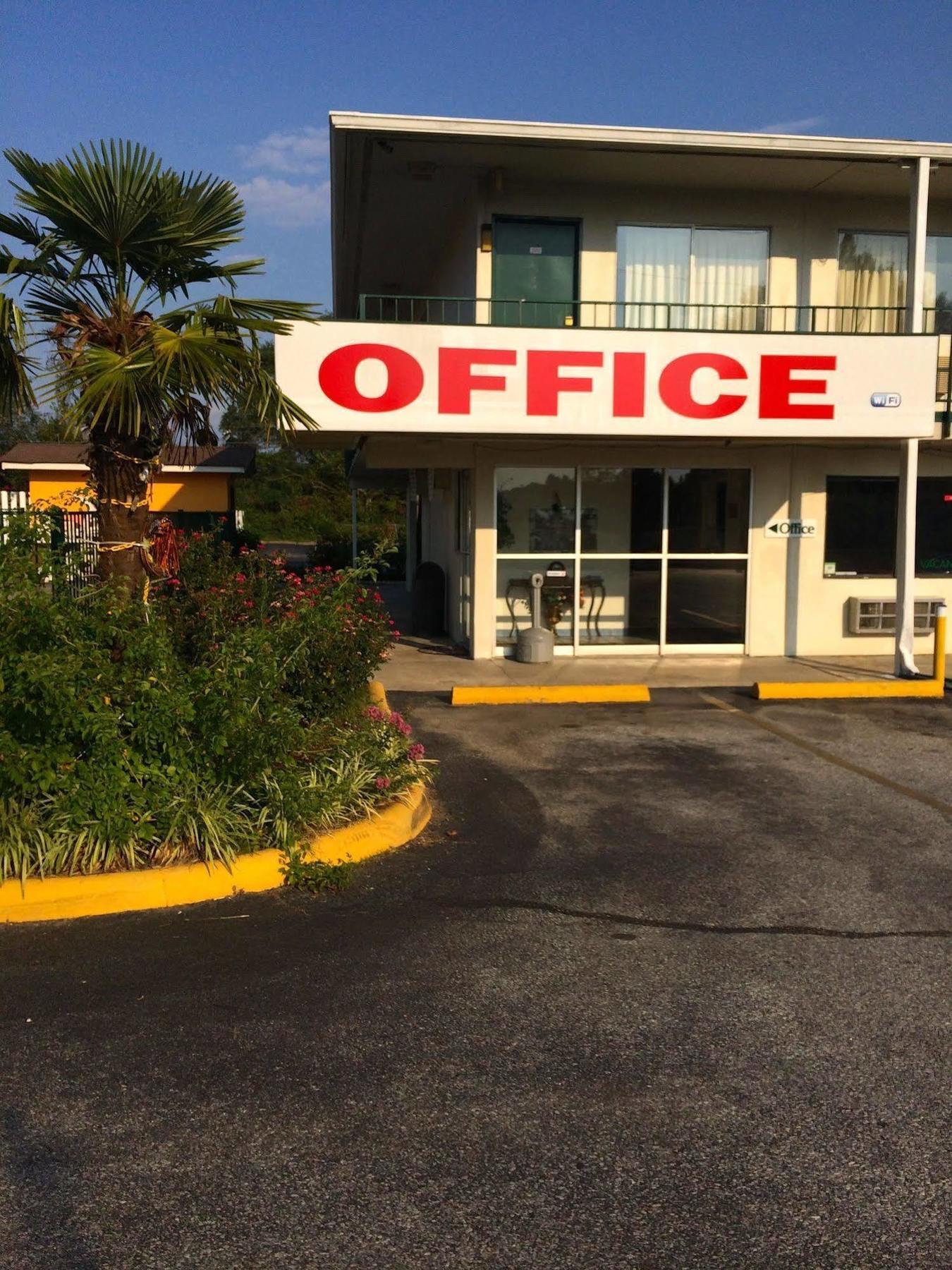 Carpet Inn Opelika Dış mekan fotoğraf