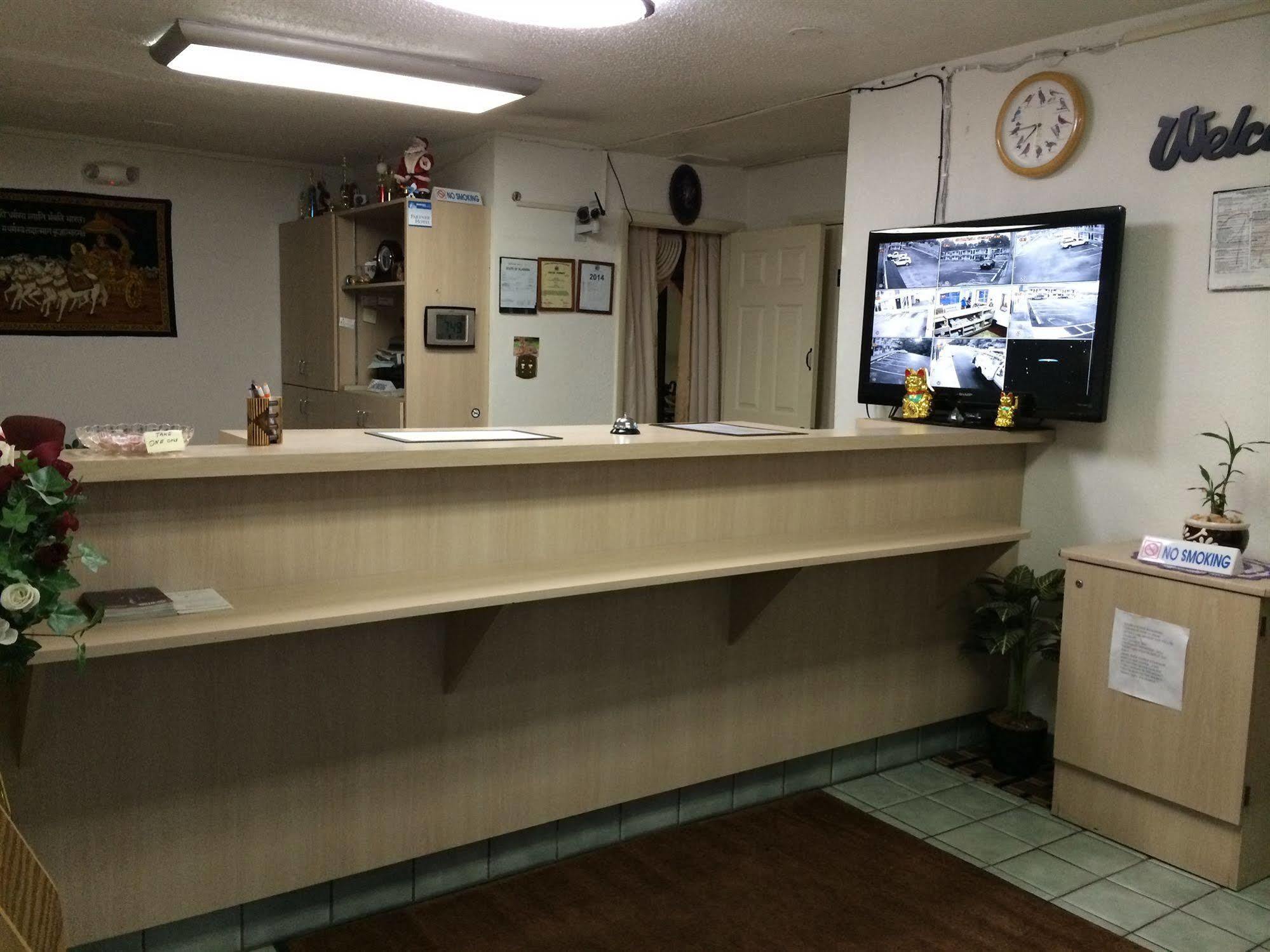 Carpet Inn Opelika Dış mekan fotoğraf